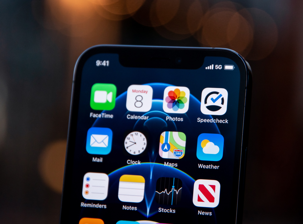 庆阳苹果手机维修分享为什么 iPhone 12 在冬季会自动关机 