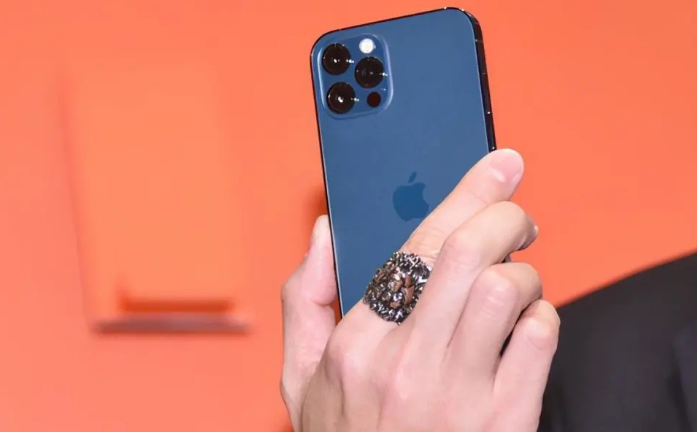 庆阳苹果手机维修分享iPhone12系列重启方法教程 